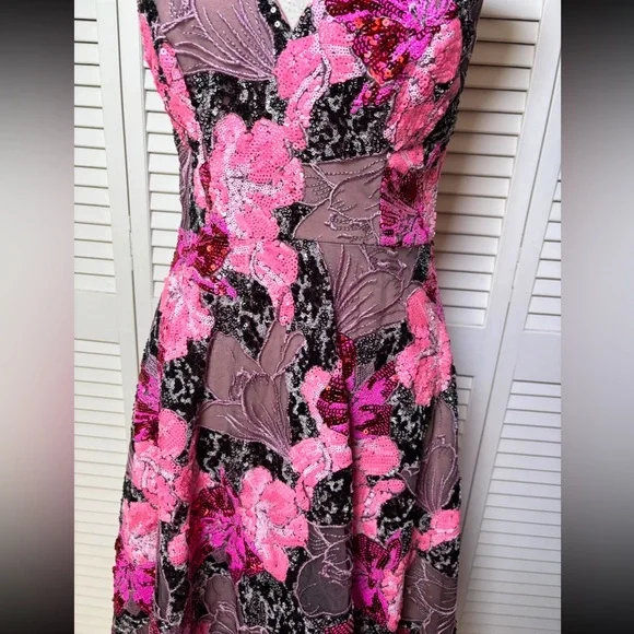 Dress The Population Floral Sequin Embroidered Embellished Midi Dress NWT S